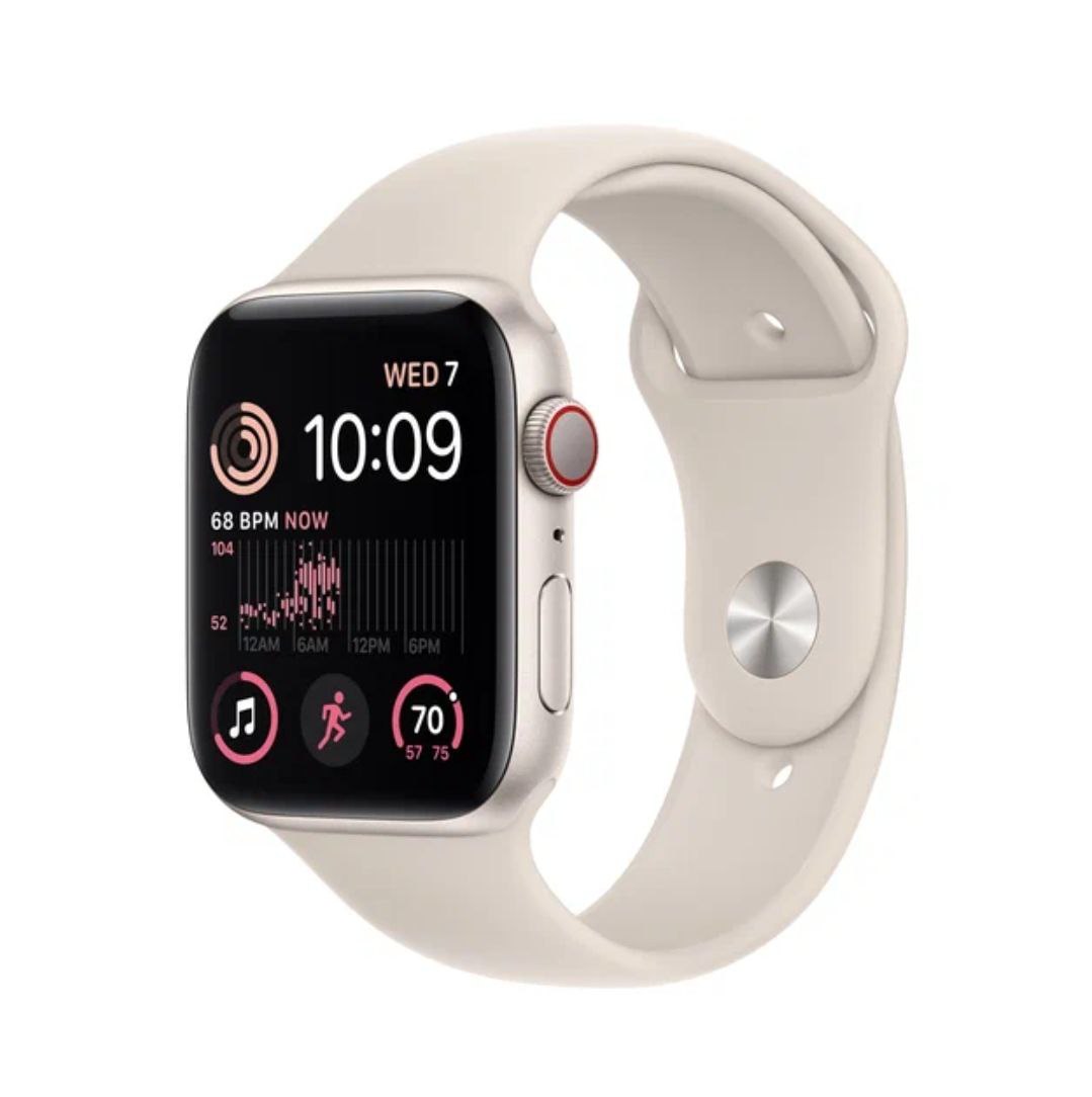 Apple Watch SE 2022, 44 мм, корпус из алюминия цвета «сияющая звезда», спортивный ремешок цвета «сияющая звезда»